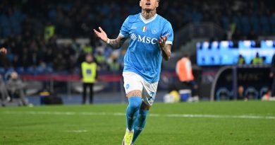 Transfer rüzgarı İstanbul'a, sarı kırmızılılar hareket halinde