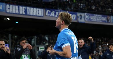 Genç yetenek Giovane, Napoli formasıyla ilk adımlarını attı