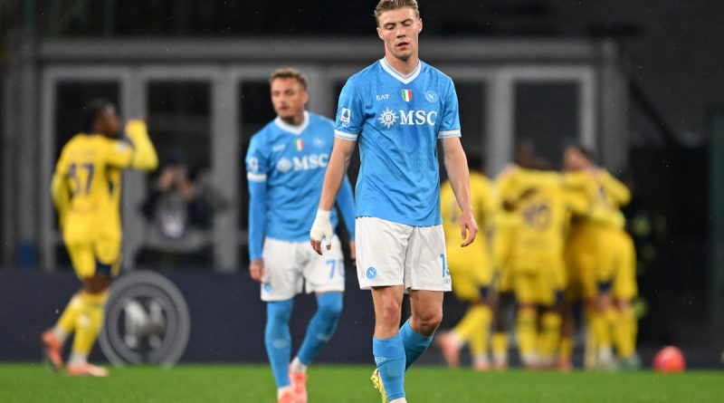 Danimarkalı golcü Napoli'ye, Milan'ı geride bıraktı