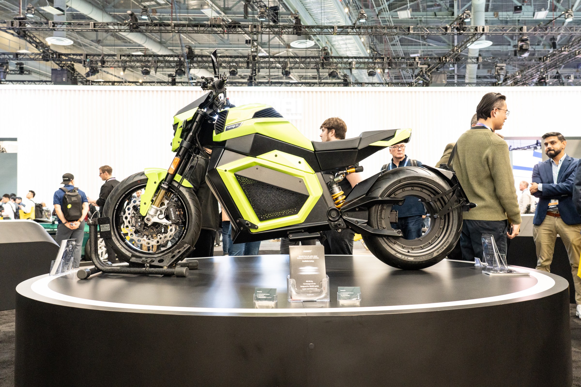 Yenilik, umut, şüphe, gelecek, enerji, teknoloji, batarya