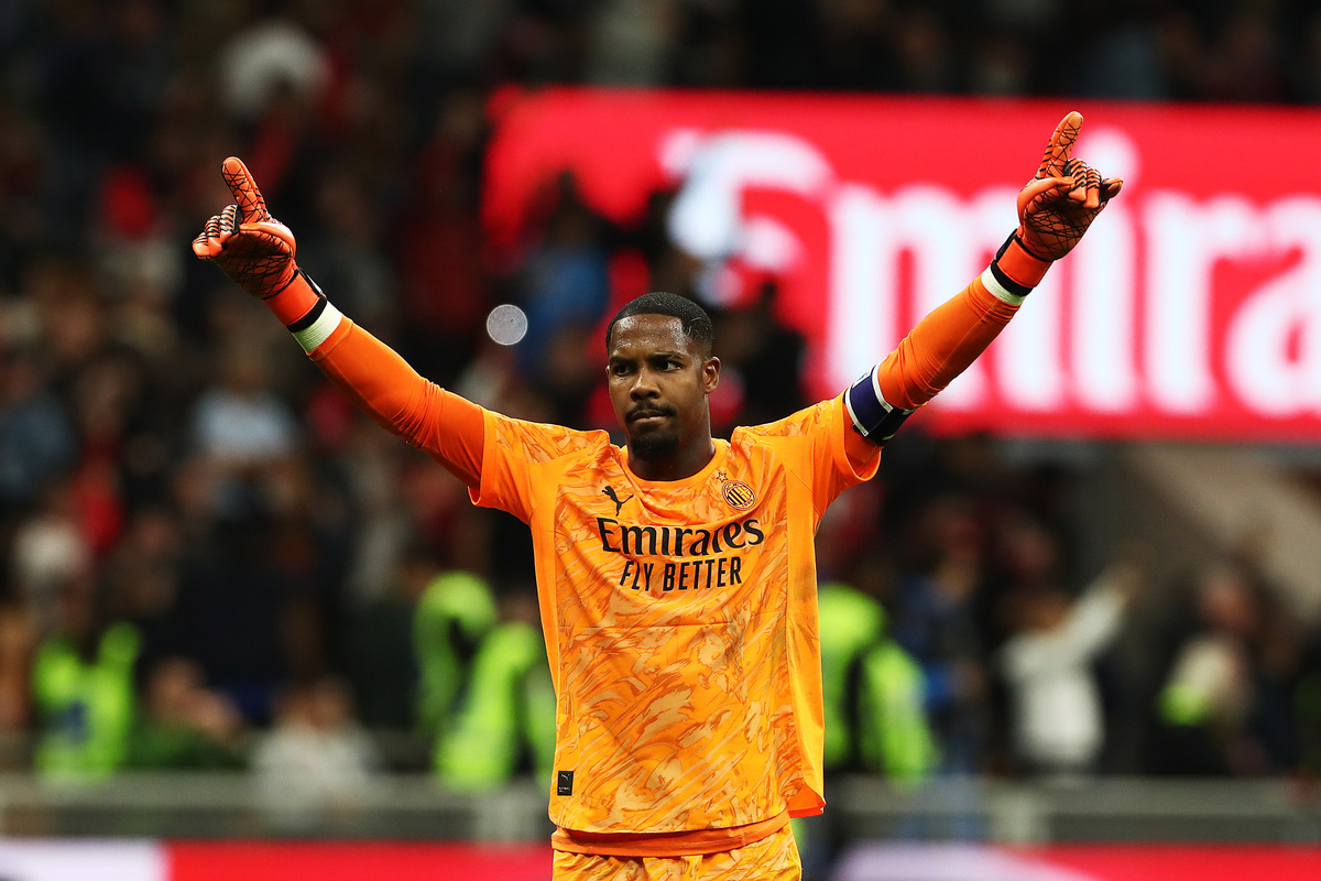 Kaleci Maignan, Milan'da mutlu sona yakın görünüyor