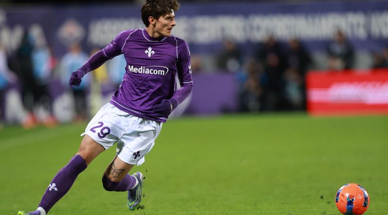 Geleceğin sol beki, iki dev kulübün radarında yakalanıyor