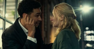 Soygun, gerilim, Sophie Turner, karmaşık olay örgüsü