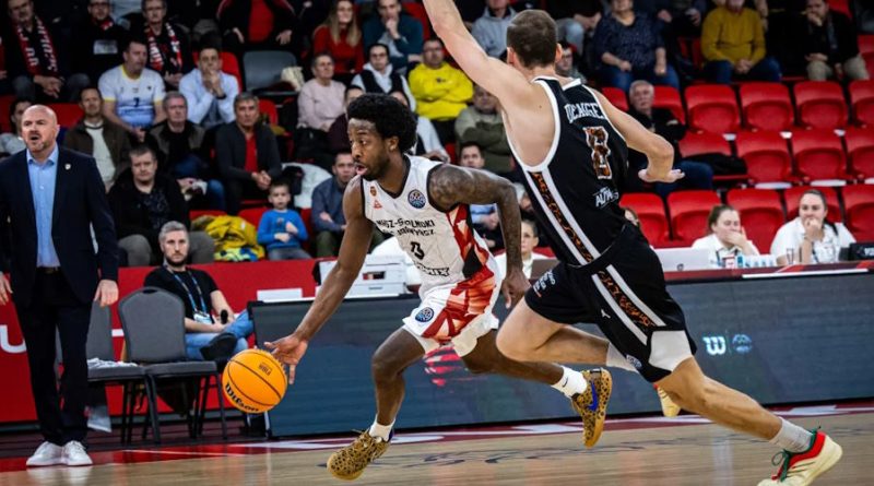 Hırs, mücadele, basketbol coşkusu dorukta!