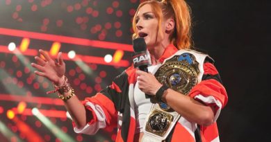 Evrenin şampiyonu geldi, güreşe yeni bir soluk!