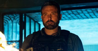 Affleck ve Pascal'ın aksiyon dolu, gizemli macerası