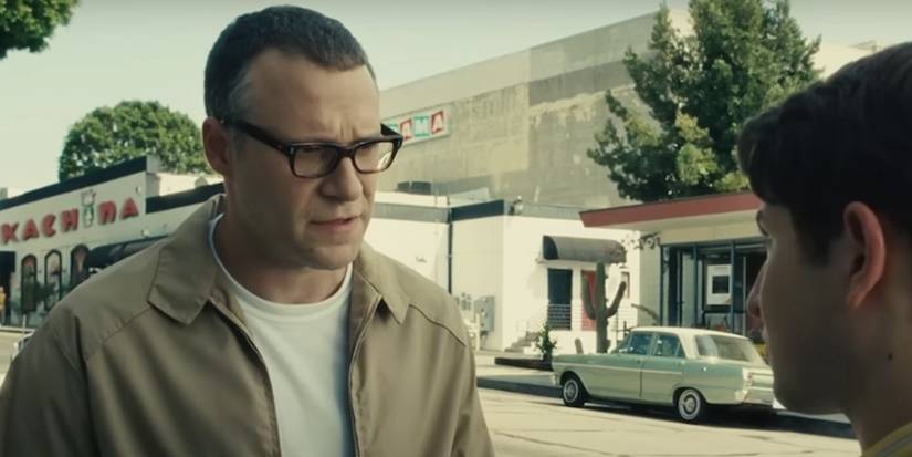 Komedi, dostluk, senaryo yazarlığı ve başarı dolu bir kariyer