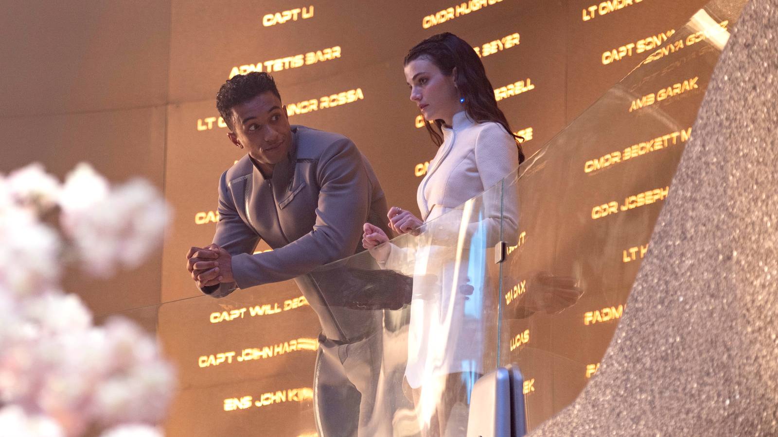 Geçmişin yankıları, geleceğin kahramanları, gizemli semboller