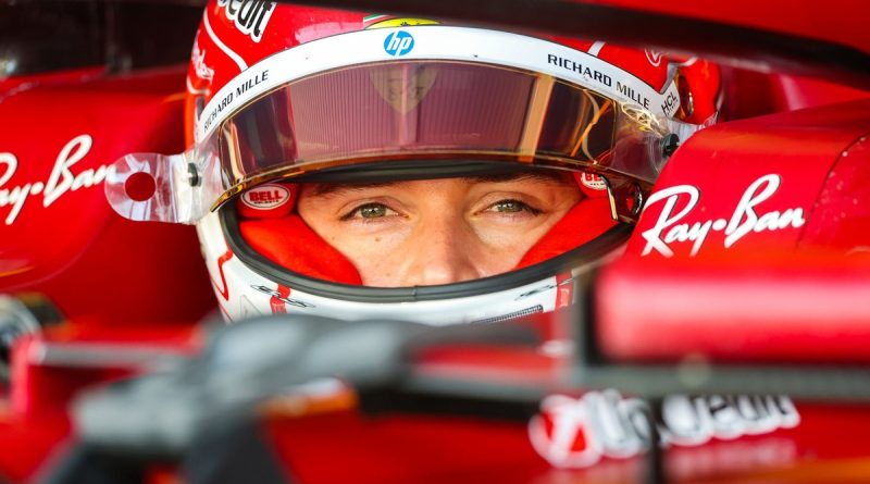 Mavi detaylar, Leclerc'in yeni sezona damgasını vuracak havası