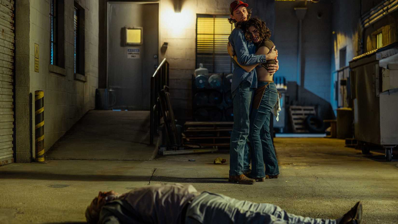 Karanlık bir gölge düştü, Landman'da şiddet yükseliyor