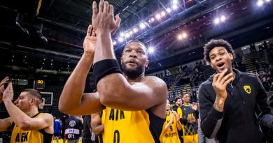 Son çeyrekte kıpırdış, galibiyet sevinci, AEK!