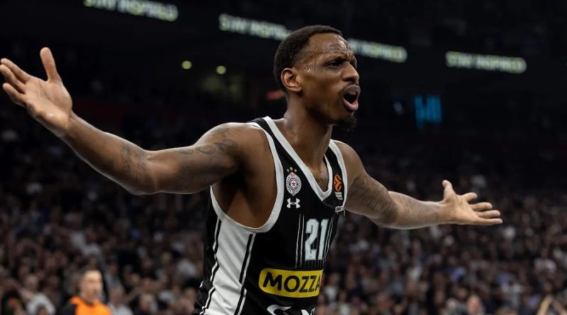 Deneyimli skorer geldi, AEK'in gücü arttı!