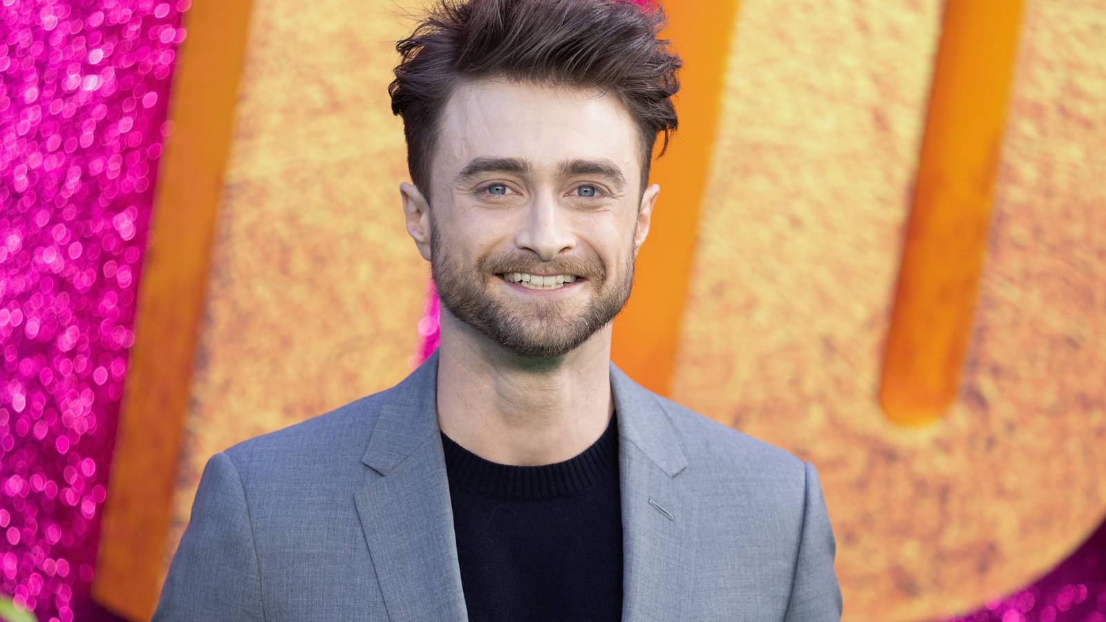 Radcliffe'in performansı, dizinin başarısına büyük katkı sağlıyor