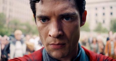 Karanlığın habercisi geliyor, evren sarsılacak