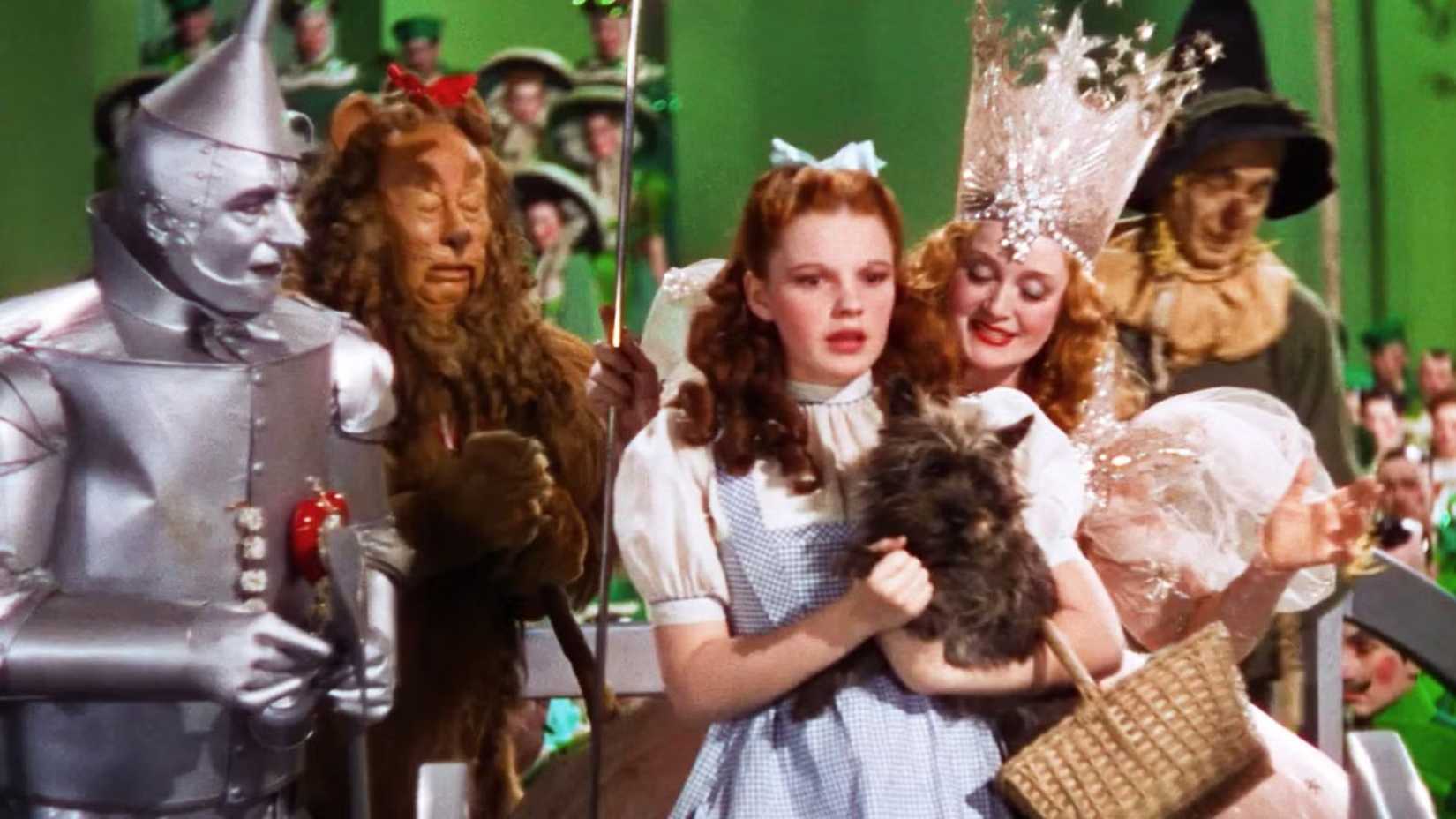 Hayal gücünün kapıları açılıyor, büyülü yolculuk başlıyor