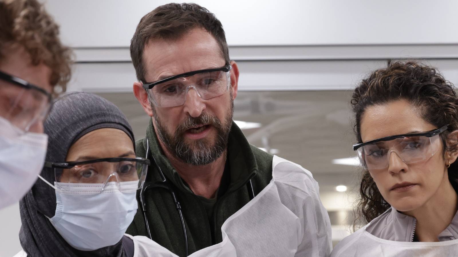 Yoğun bakım, hayat kurtarma, karmaşık vakalar, ekip çalışması