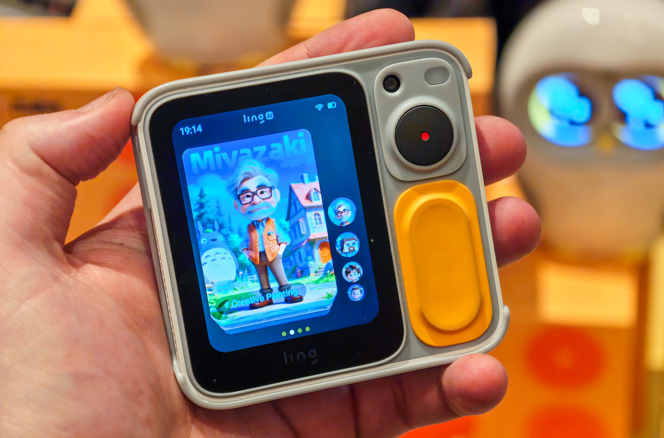 Gelecek teknolojiler parıldadı, robotlar hayatı kolaylaştırdı