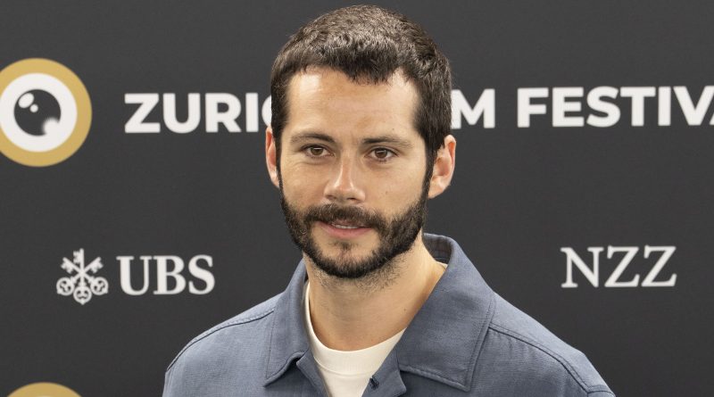 Gizemli bağlar, beklenmedik dönüşler, Dylan O'Brien'ın performansı büyüleyici