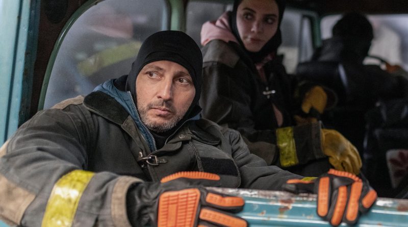 Karanlık gelecek, gerilim dorukta, çizgi roman canlanıyor