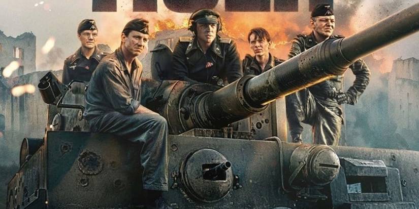 Savaşın çelik nefesi, ekrana yansıyor, izleyici nefessiz kalıyor
