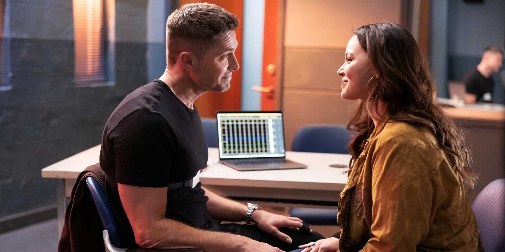 Gözler üzerindeydi, aşk fısıltıları duyuluyordu