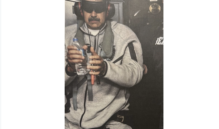 Gözler bağlı, kelepçe Umut mu, tehdit mi?