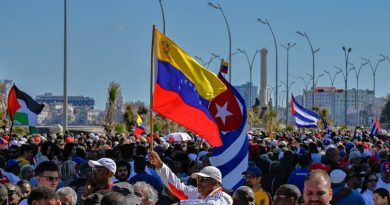 Venezuela'daki değişim, Küba'ya dair belirsizlik yaratıyor