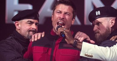 Yeniden çekim, beklenti, hayal kırıklığı, Glen Powell, Edgar Wright