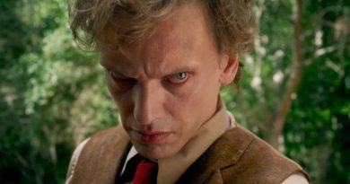 Beklenmedik ayrılık, Stranger Things hayranları şaşkın!