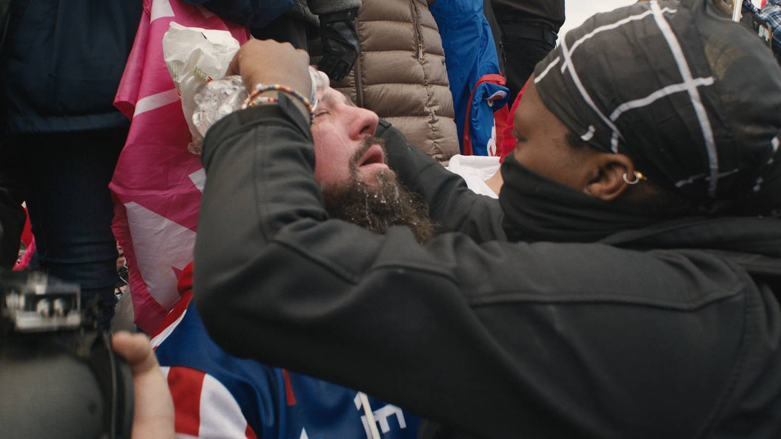 Aşırı sağın iç yüzü, karmaşık motivasyonlar, kırılganlıklar