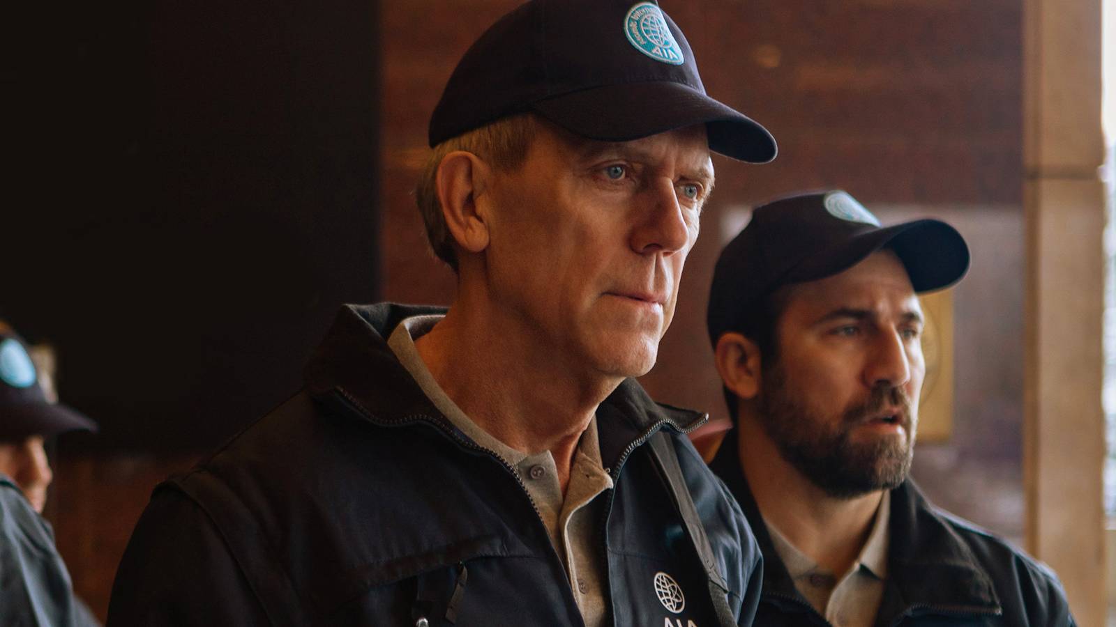 Casusluk gerilimi zirvede, Hugh Laurie fırtınası!