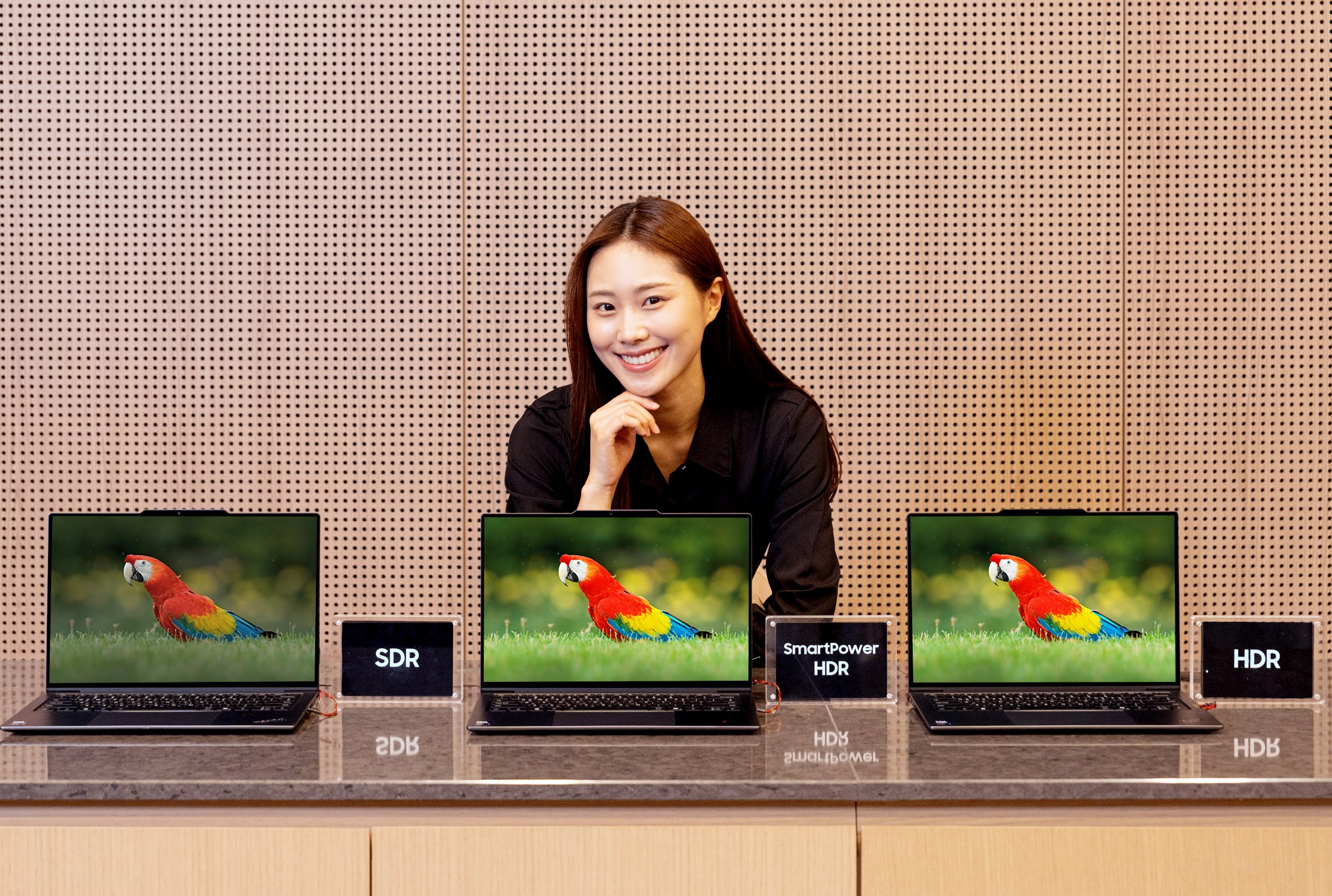 Ekran parlaklığı, pil ömrü, akıllı teknoloji, Samsung, Intel