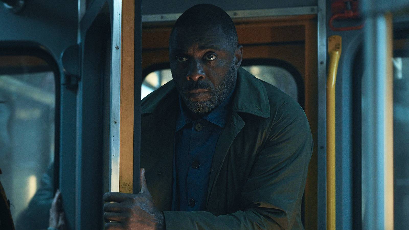 Hafta sonu Apple TV keyfi, üç diziyle başlıyor!