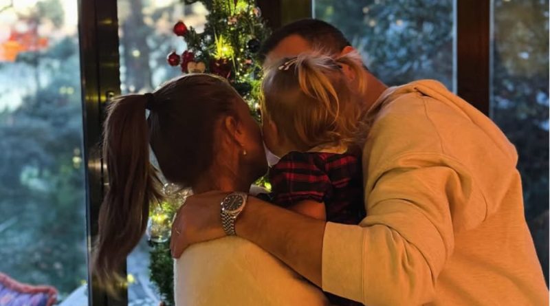 Mutluluk dorukta, ailece yeni bir başlangıç!