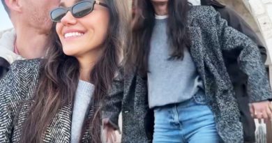 Gülüşler, anılar, bir yıl dönümü, mutluluk kokusu