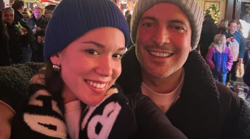 Gülüşler, anılar, yeni bir yıl, aşk kokusu