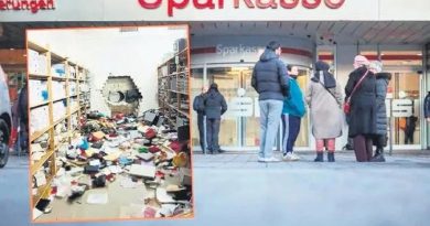 Hırsızlar, milyonlarca euroluk değerli eşyaları çaldı