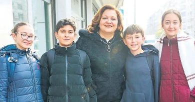 Ambaryolu Caddesi'nde yılbaşı coşkusu, ekonomi canlandı, bereket yakalandı