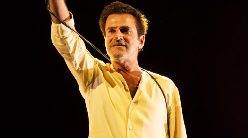 Gençlik, beklenti, şımarıklık, anne baba, eleştiri