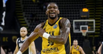 Yetenekli oyuncu geldi, basketbol coşkusu dorukta!