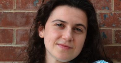 Cam kırıldı, dikkatler üzerindeydi, olay pazarlamaya dönüştü