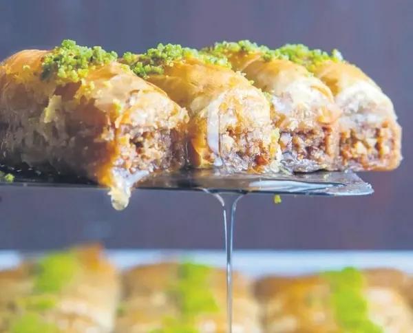 Kat kat lezzet, cevizli, şerbetli, geleneksel, eşsiz