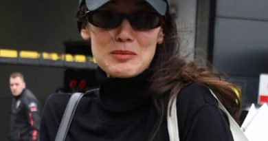 Annelik, güçlü kadınlara selam olsun, tebrikler!