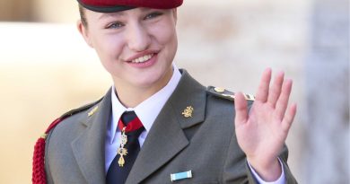 Kurnaz dolandırıcılar, prensesin ününü sömürüyor