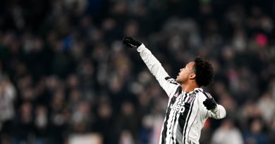 Baba McKennie isyan etti, dedikodulara son!