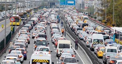 Cebini yakar, dikkat et, yolda güven öncelik