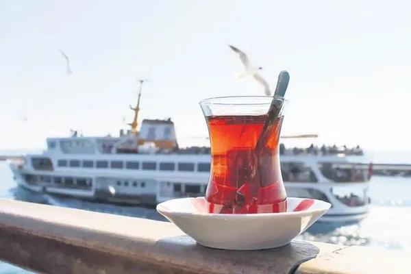 Vapurda çay keyfi mi tarih olacak, İstanbul üzülecek mi?