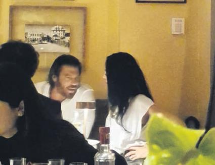 Aşk dedikoduları, belirsizlik, samimiyet mi yoksa dedikodu mu?