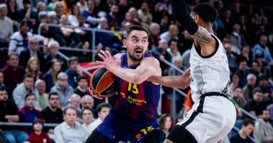 Barcelona galibiyeti, Palau Blaugrana'da coşkuyla kutlandı