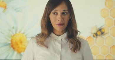 Teknoloji, ayna, gelecek, karanlık, düşündürücü, çarpık, gerçeklik